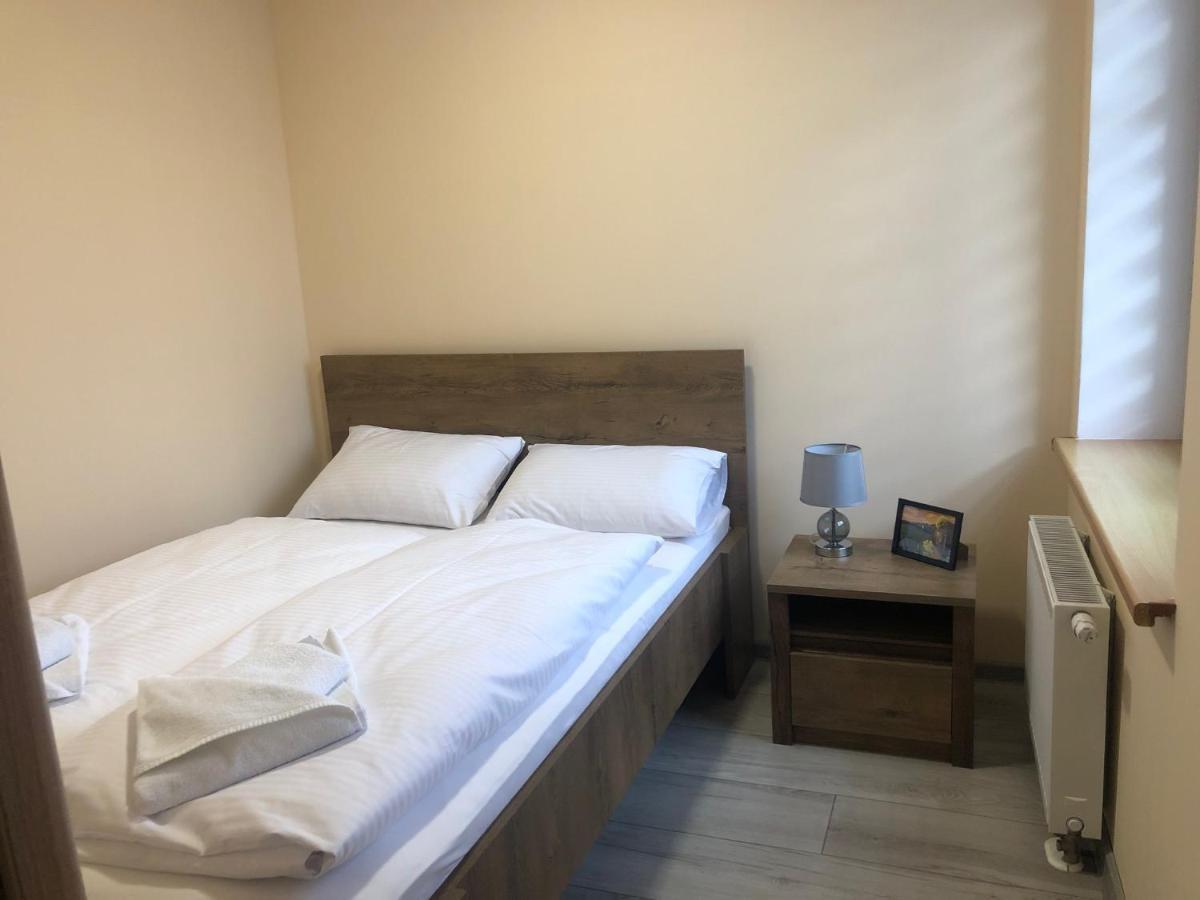 Apartamenty Alicja Dzierżoniów Buitenkant foto
