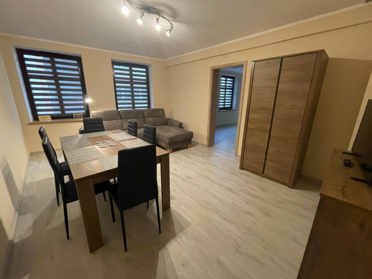 Apartamenty Alicja Dzierżoniów Buitenkant foto