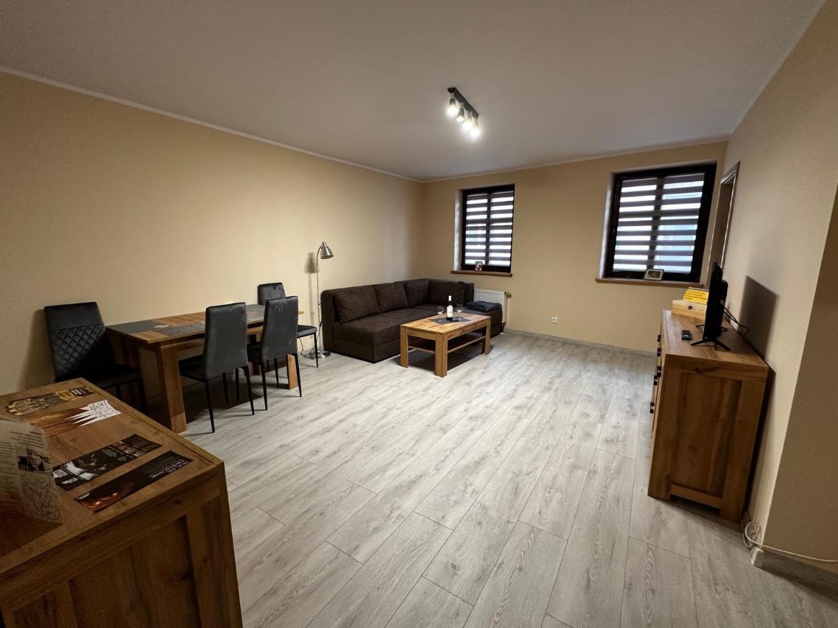 Apartamenty Alicja Dzierżoniów Buitenkant foto