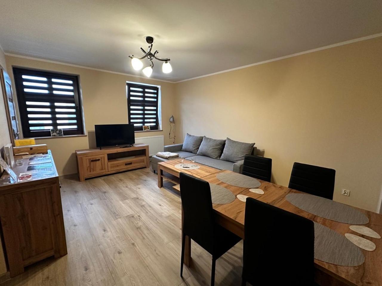 Apartamenty Alicja Dzierżoniów Buitenkant foto